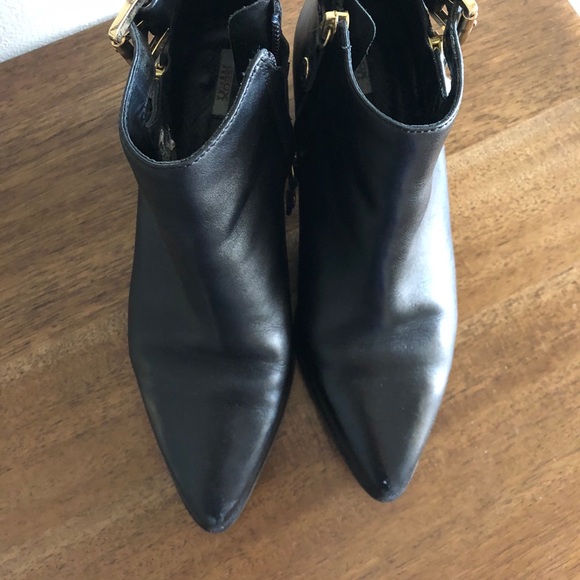 Geox Lia Black Leather Booties - Picture 9 of 10